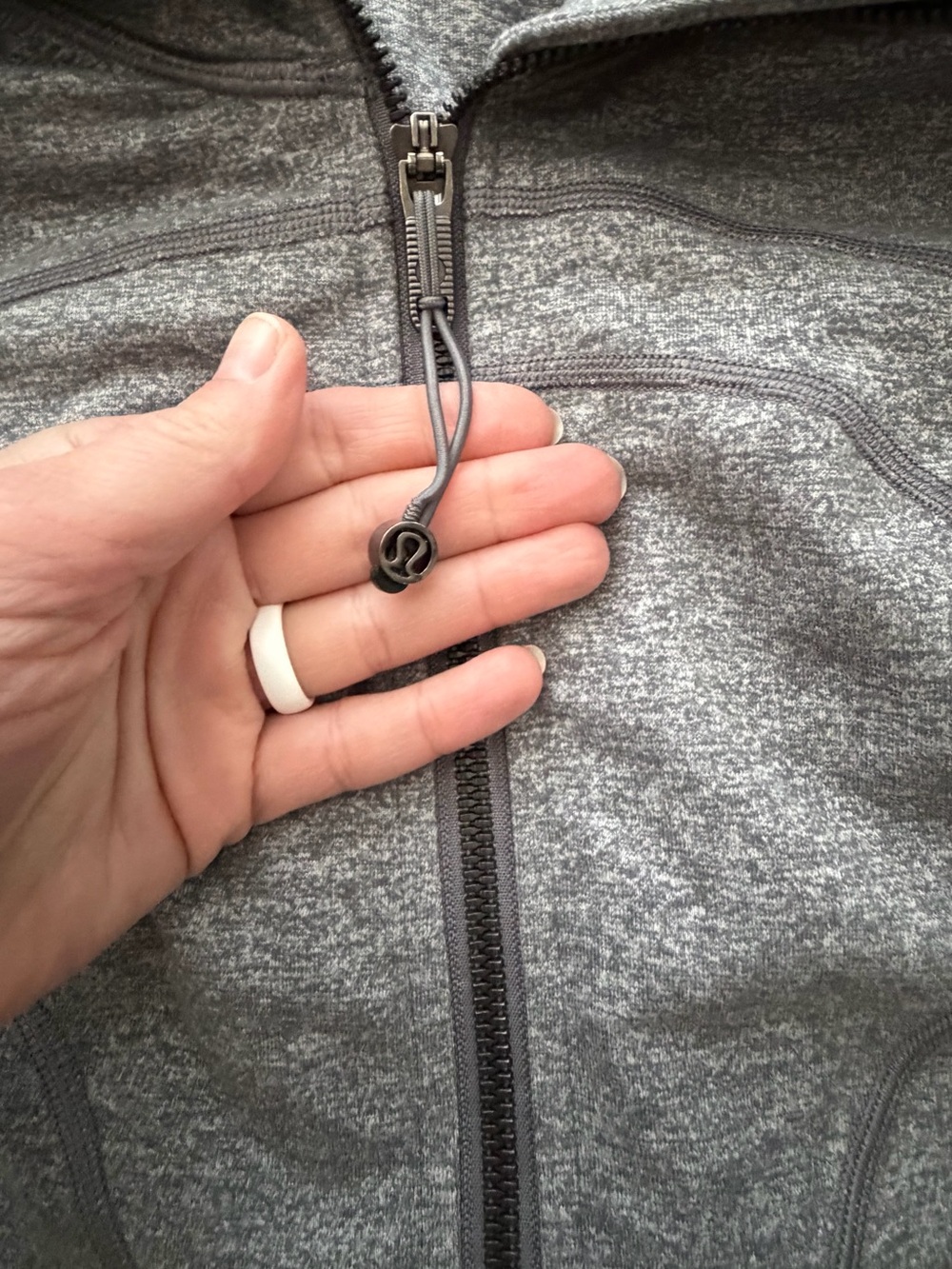 Lululemon Stride Jacket Size 4 - Picture 9 of 10